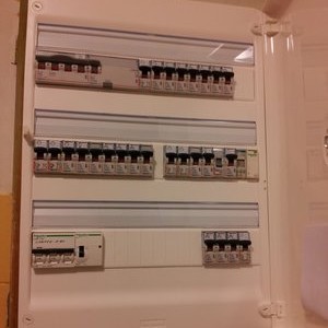 electricien-compteur-electrique-apres-renovation-electricien-grenoble